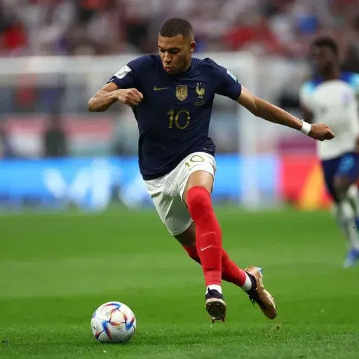 Kylian Mbappé cover